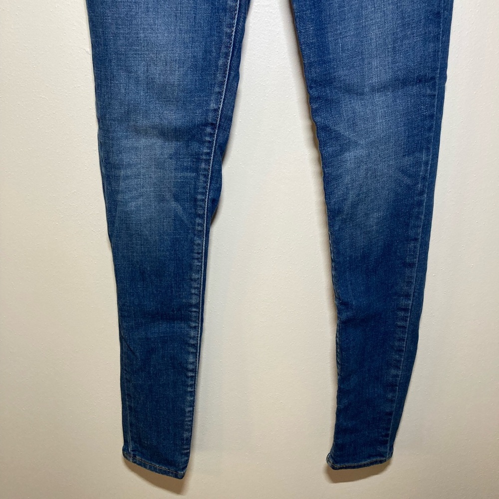 Levi Mile High Super Skinny Jean. Size 27 - image 7